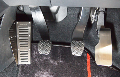 欠品中】COX Original Foot Rest for VW up! GTI(M/T) – コックス株式