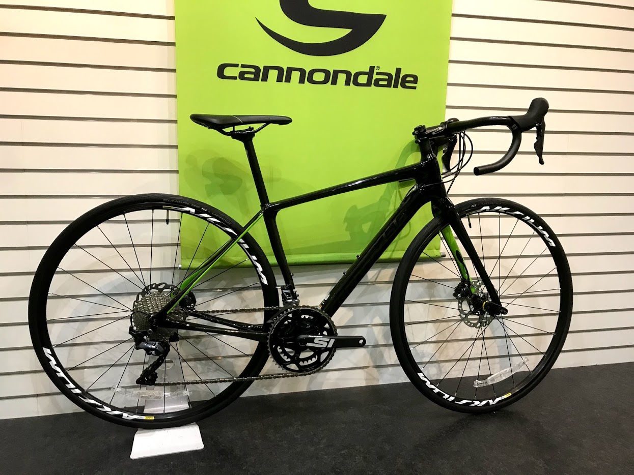 2018 CANNONDALE SYNAPSE クリアランス価格で販売中です
