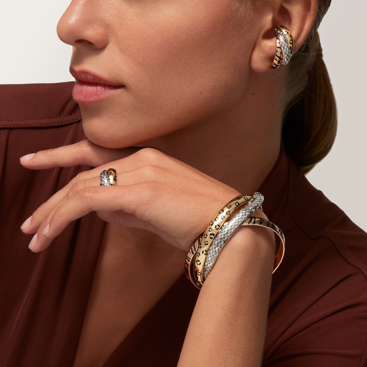Trinity bracelet, lacquer, diamonds