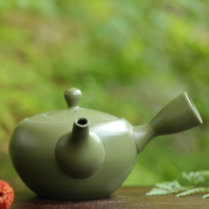 宝山 緑泥急須 満容量200ml 作家もの萬古焼煎茶器 手作りの横手