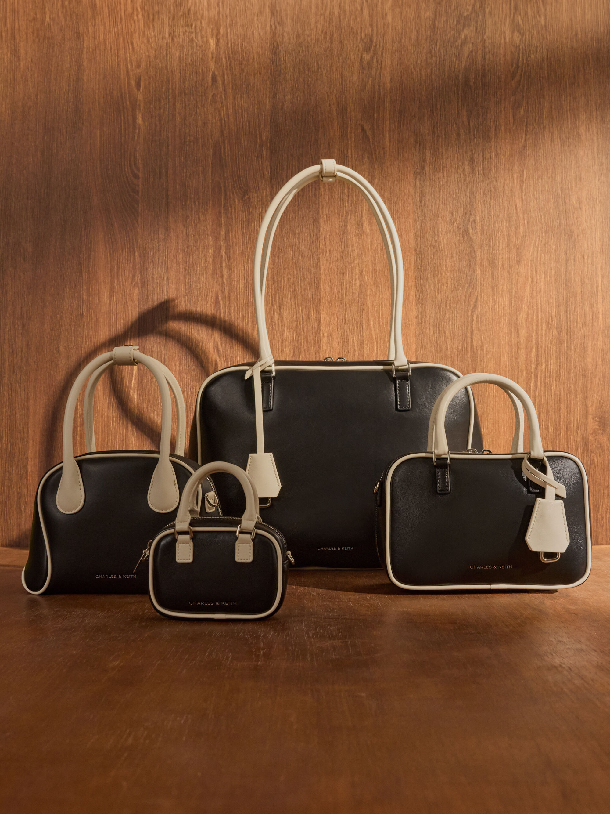 Sianna ラージシアンナ ボウリングバッグ - マルチ | CHARLES & KEITH
