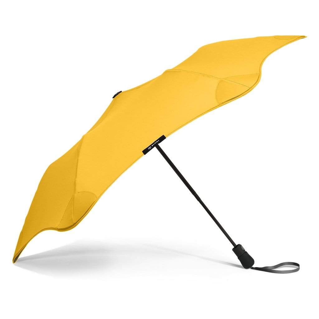 Custom Blunt Metro Umbrella | Corporate Gifting | Clove & Twine