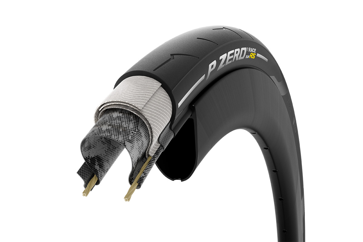 ピレリ P ZERO RACE RS ブランド史上最速を実現したロード用フラッグ