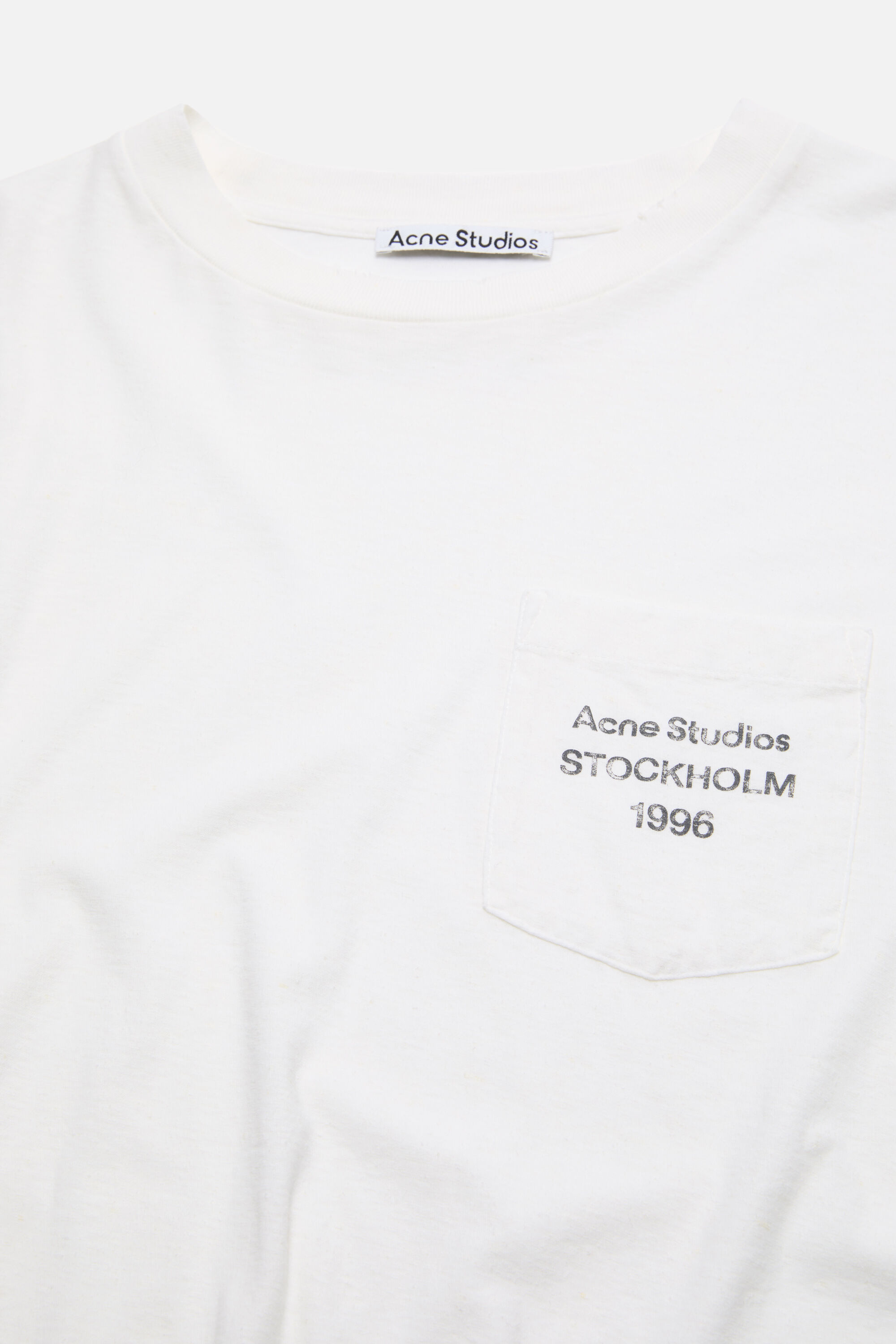 Acne Studios - Logo t-shirt - Relaxed fit - Off white