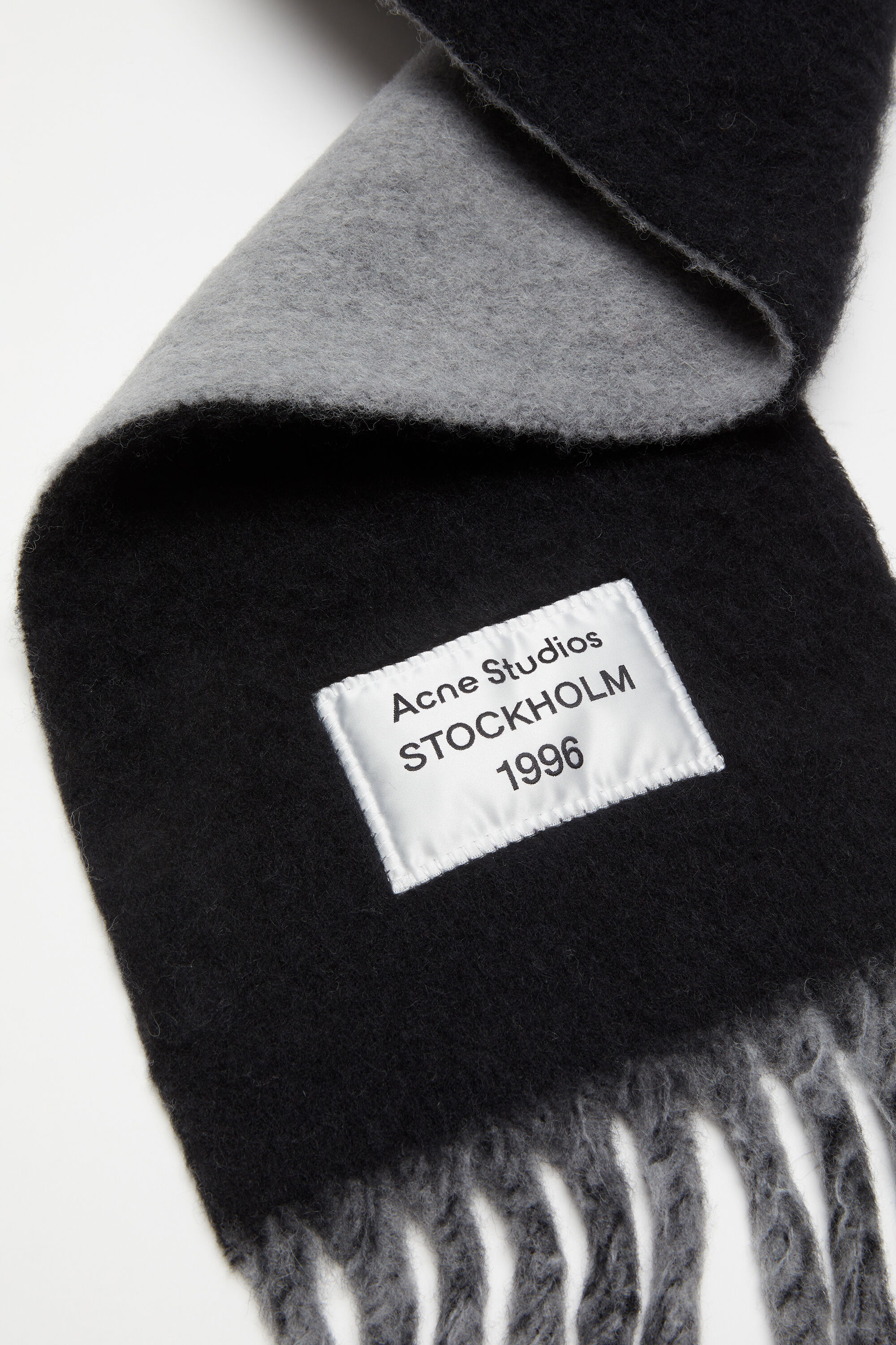 Acne Studios - Bicolour Alpaca Scarf - Black/grey