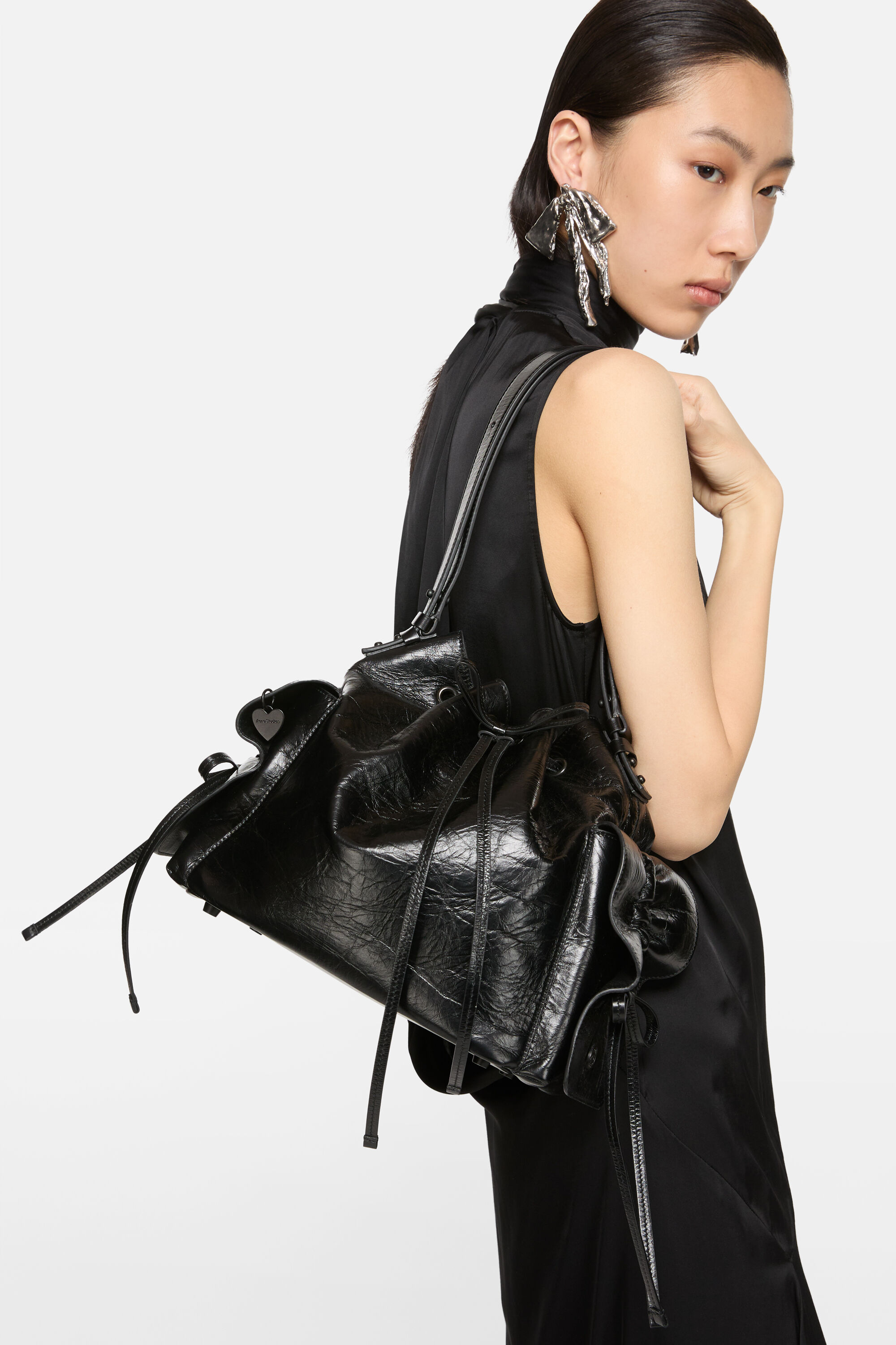 Acne Studios - Multipocket バケットバッグ - ブラック