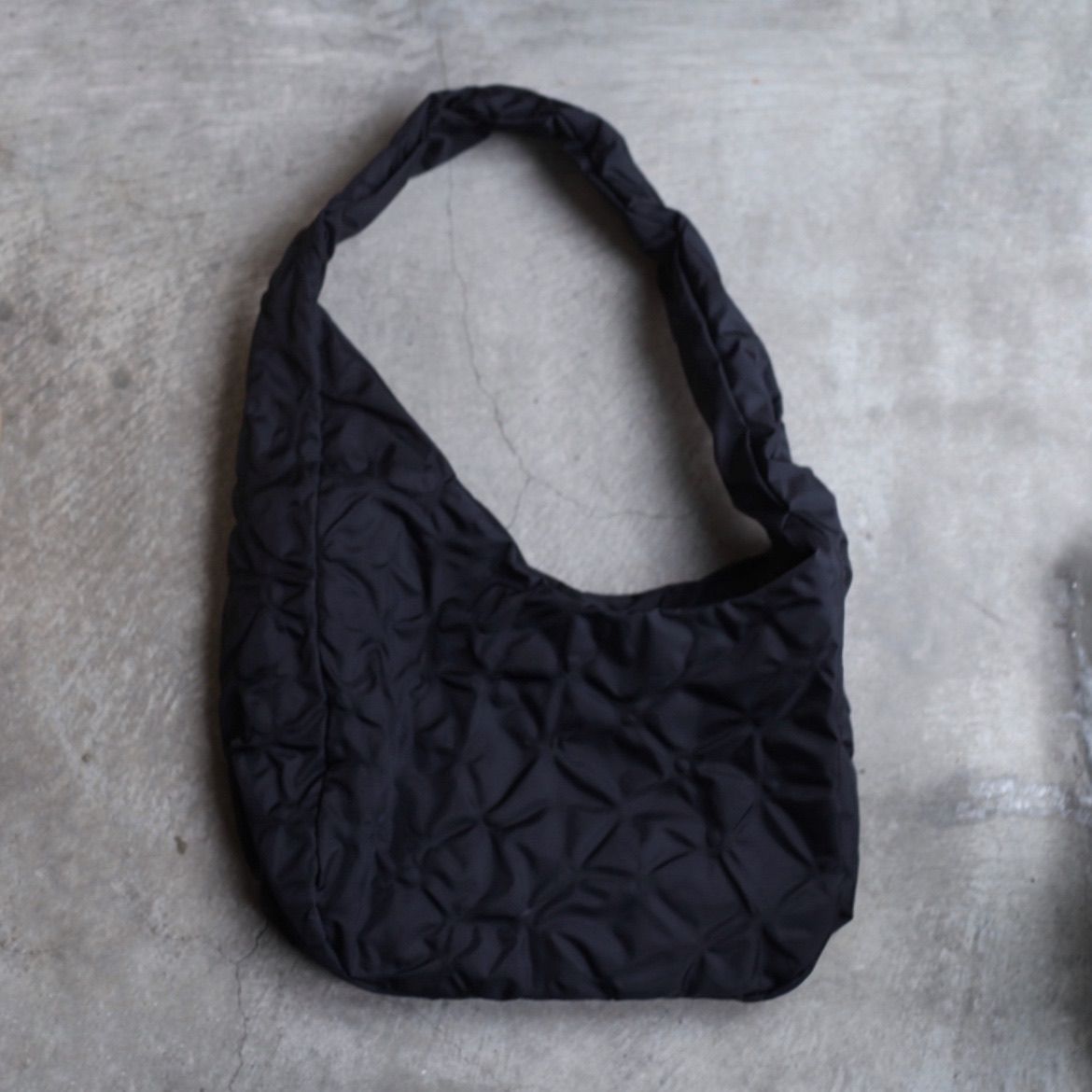 ryaw - 【再販売通知受付可能】All Leaf Vein Bag(NYLON) | ACRMTSM
