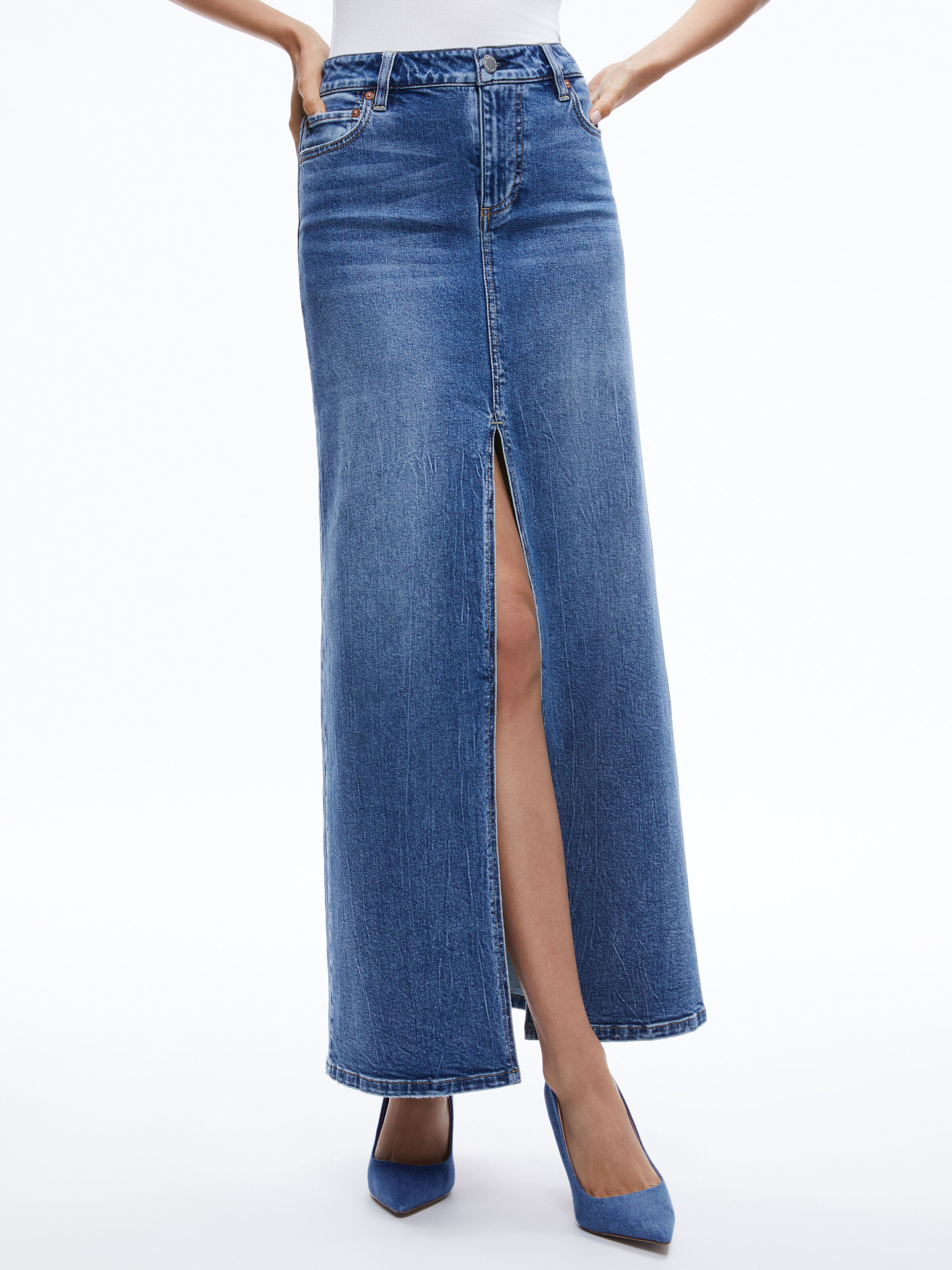 RYE DENIM MAXI SKIRT in BROOKLYN BLUE | ALICE + OLIVIA