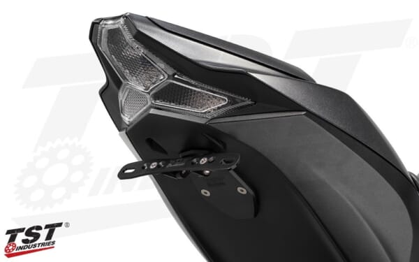 TST Industries ZX-10R (16-)ウィンカー内蔵LEDテールライト｜AxxL