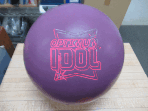 オプティマムアイドルRoto Grip ボウリングボール 紫 15Pソリッド