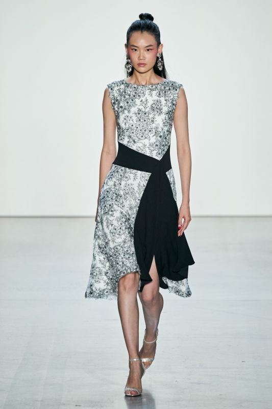 再販売！【滝菜月アナ着用】Tadashi Shoji タダシショージ YOSHI SASH