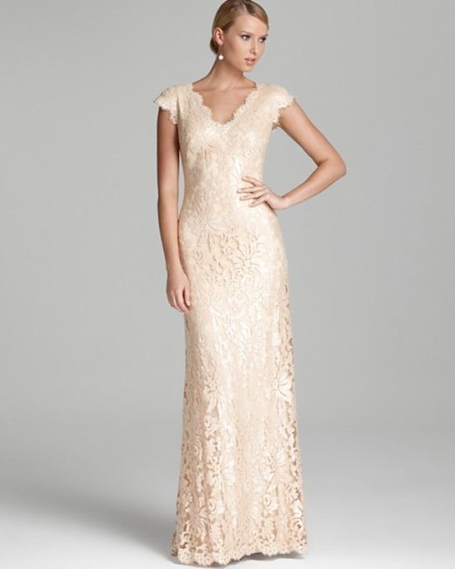 セール！Tadashi Shoji タダシショージ レースVネックロングドレス