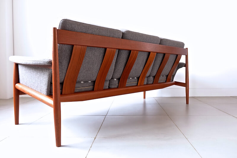 Bellbet | Three seat sofa by Grete Jalk グレーテヤルク ソファ