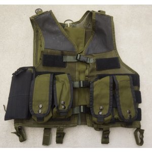 米軍放出ブラックホークDOAVアサルトベスト中期型OD黒ファスロット