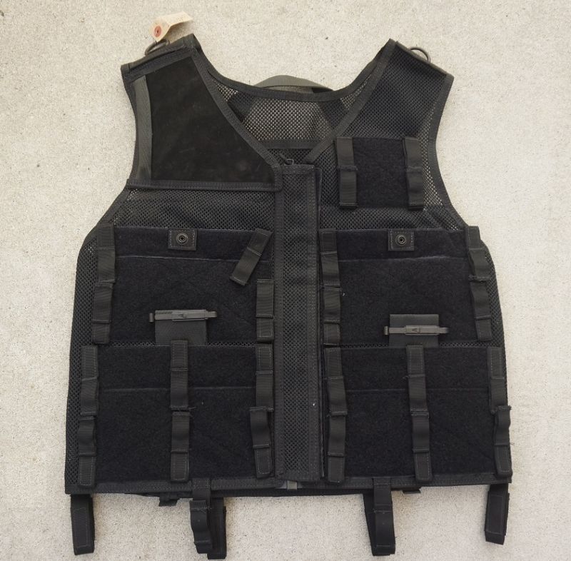 イーグル TAC-V1タイプモジュラーベスト黒MEDIUM新品(日本警察特殊部隊