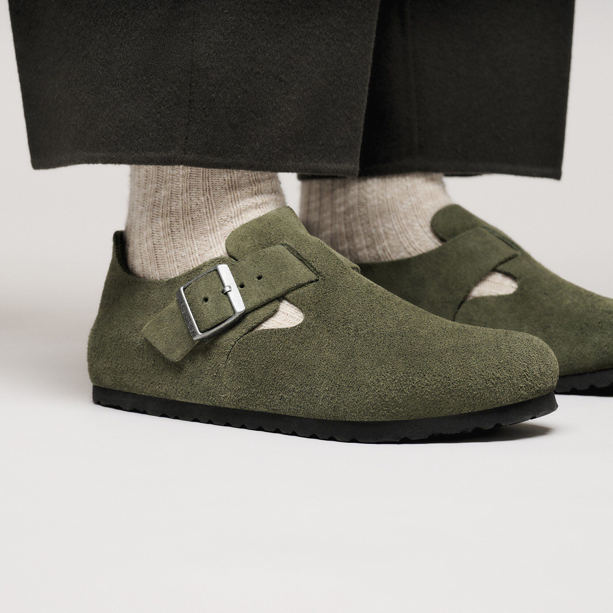 London / ロンドン」（スエードレザー、タイム）| BIRKENSTOCK（日本）