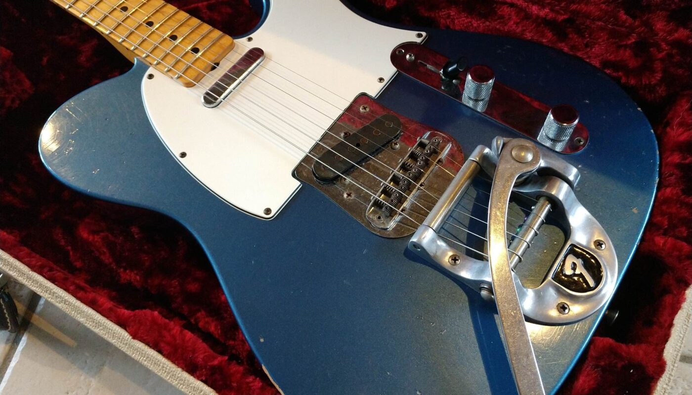 The Lab Instruments: Fender Telecaster Bigsby