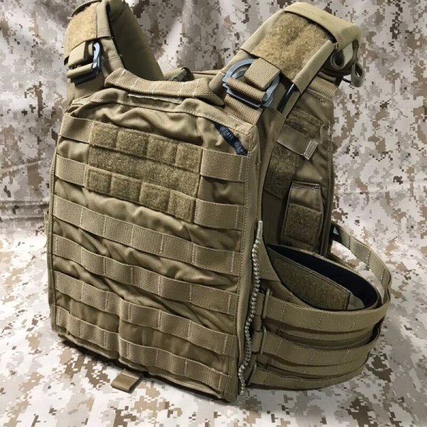 実物 crye precision AVS スタンダード プレートキャリアセット coyote
