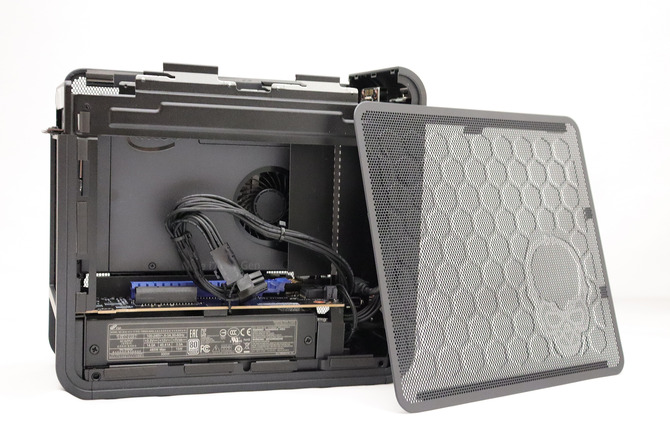 インテルの超小型ゲーミングPC「Intel NUC 9 Extreme Kit NUC9i7QNX