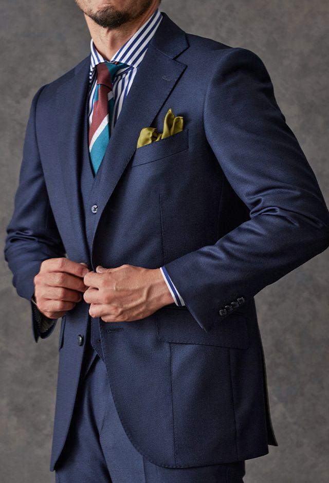 ネイビースーツ・バーズアイのコーディネート（Cloth Ermenegildo