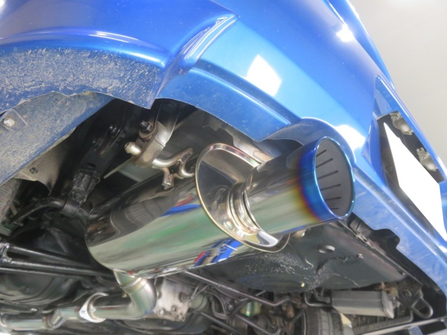 スバル インプレッサWRX GDB SUPER TURBO MUFFLER 取付け｜自動車