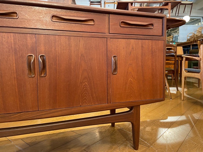 ジープラン フレスコ サイドボード G-Plan Fresco Sideboard