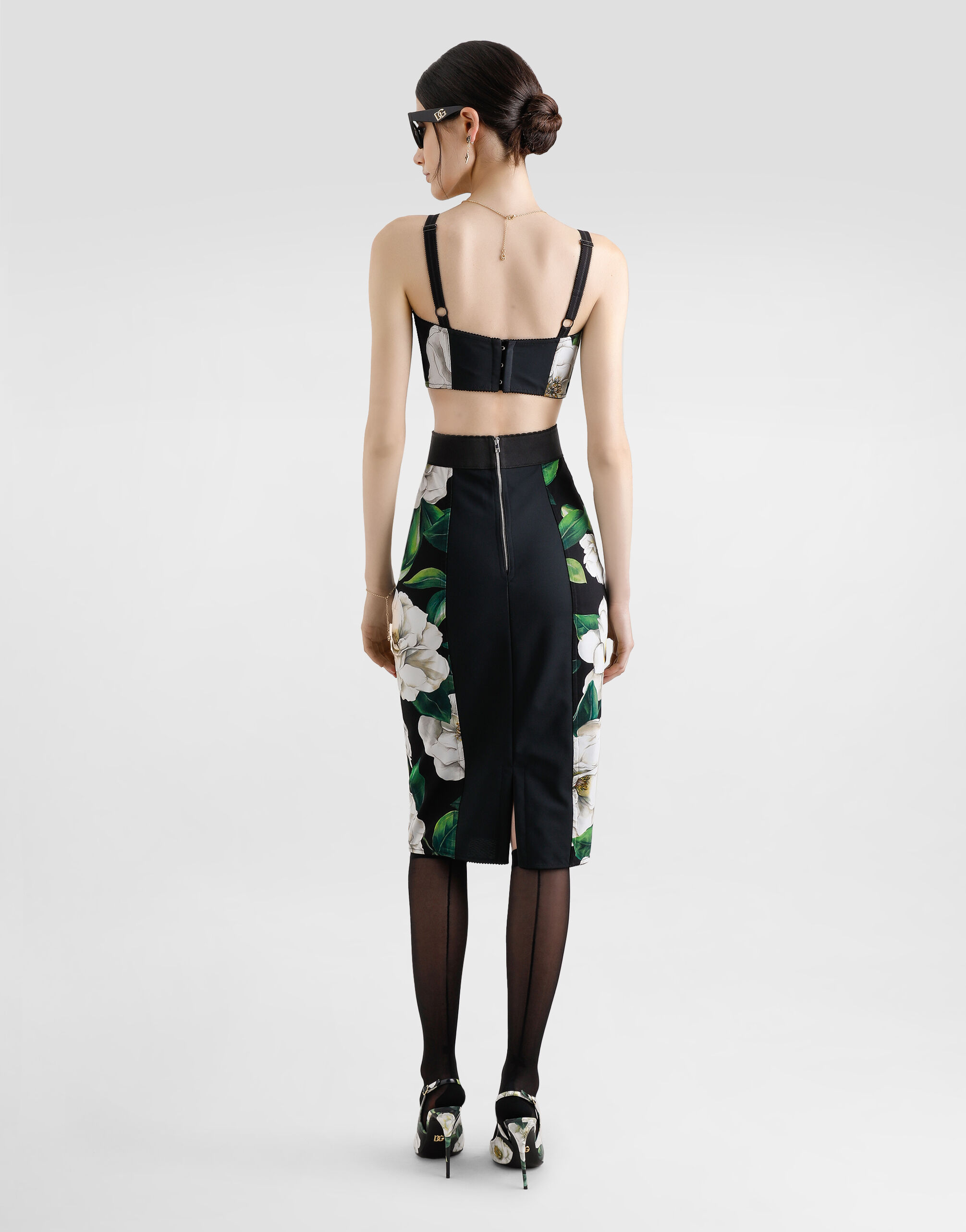 Calf-length stretch pencil skirt with gardenia print in Print for