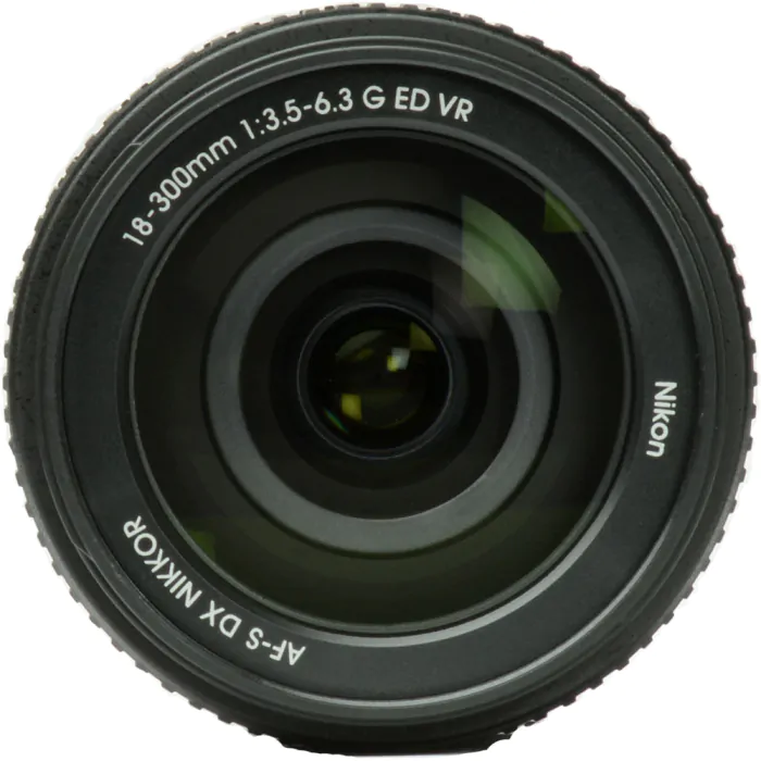 Lente Nikon AF-S DX NIKKOR 18-300mm f/3.5-6.3G ED VR – Superzoom