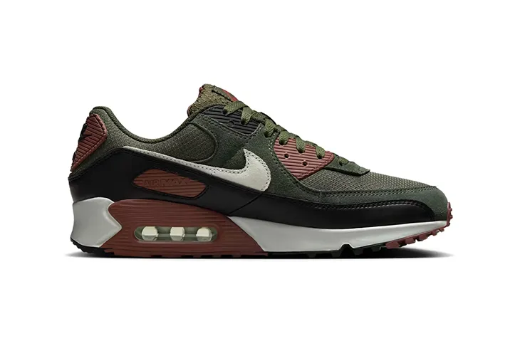 Nike Air Max 90 Beef and Broccoli Channels Rugged Winter Vibes