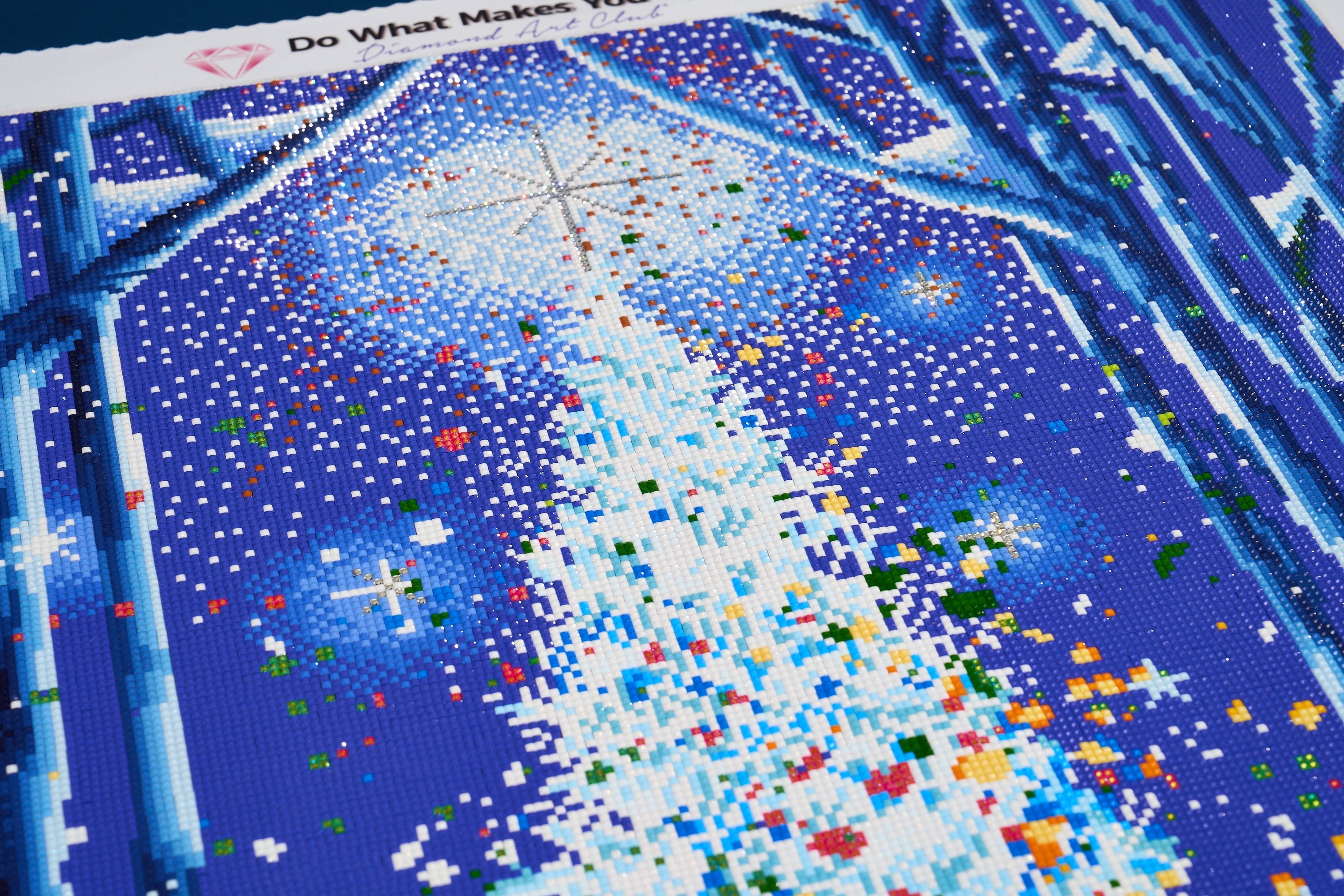 Holiday Tree of Sparkles – Diamond Art Club