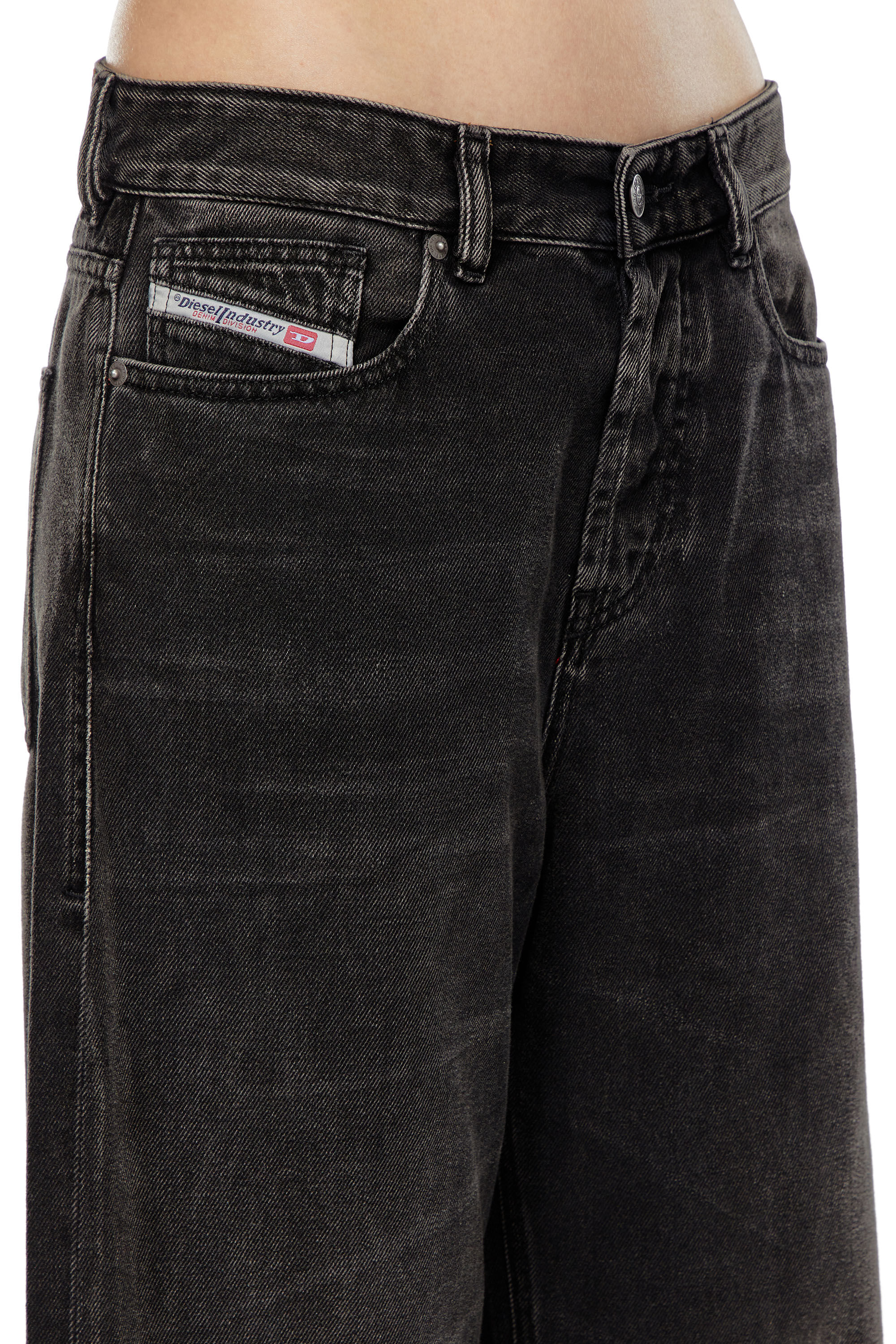DIESEL®】ウィメンズリラックスデニム1996 d-sire｜ディーゼル公式