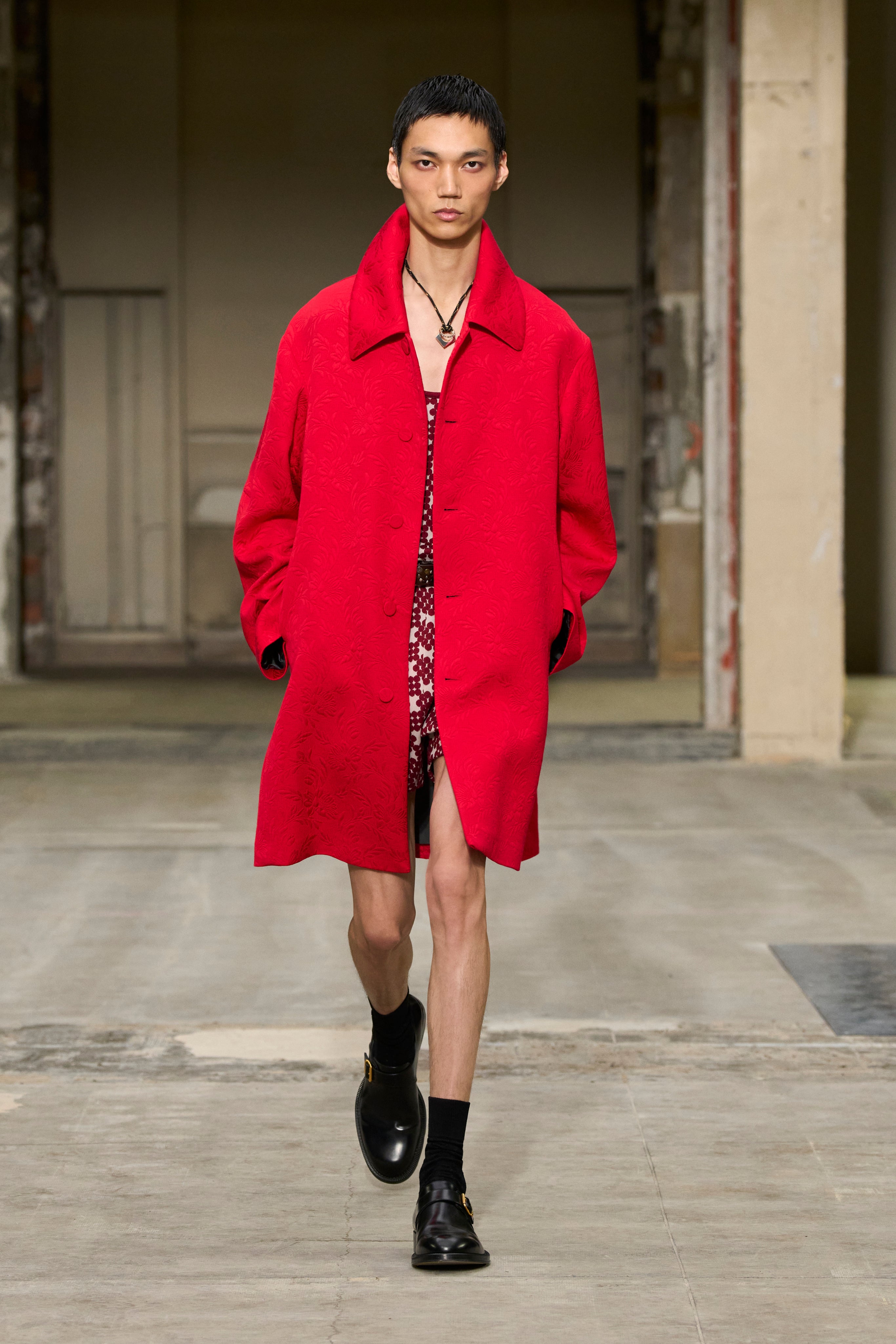 SS 26 メンズを表示 | Dries Van Noten