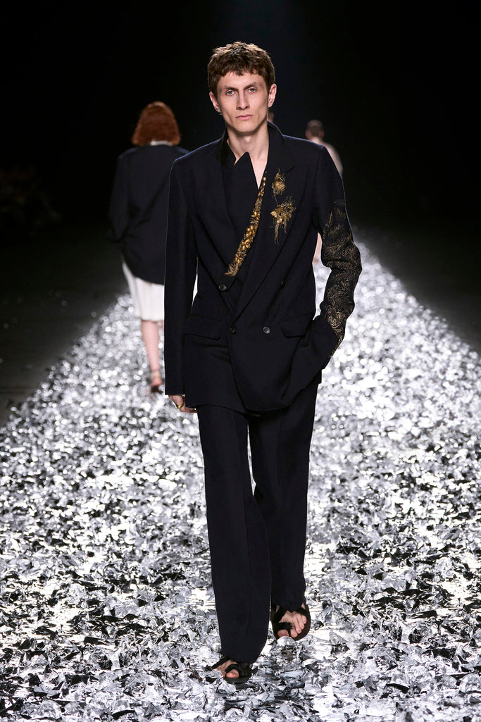 SS 25 メンズを表示 | Dries Van Noten