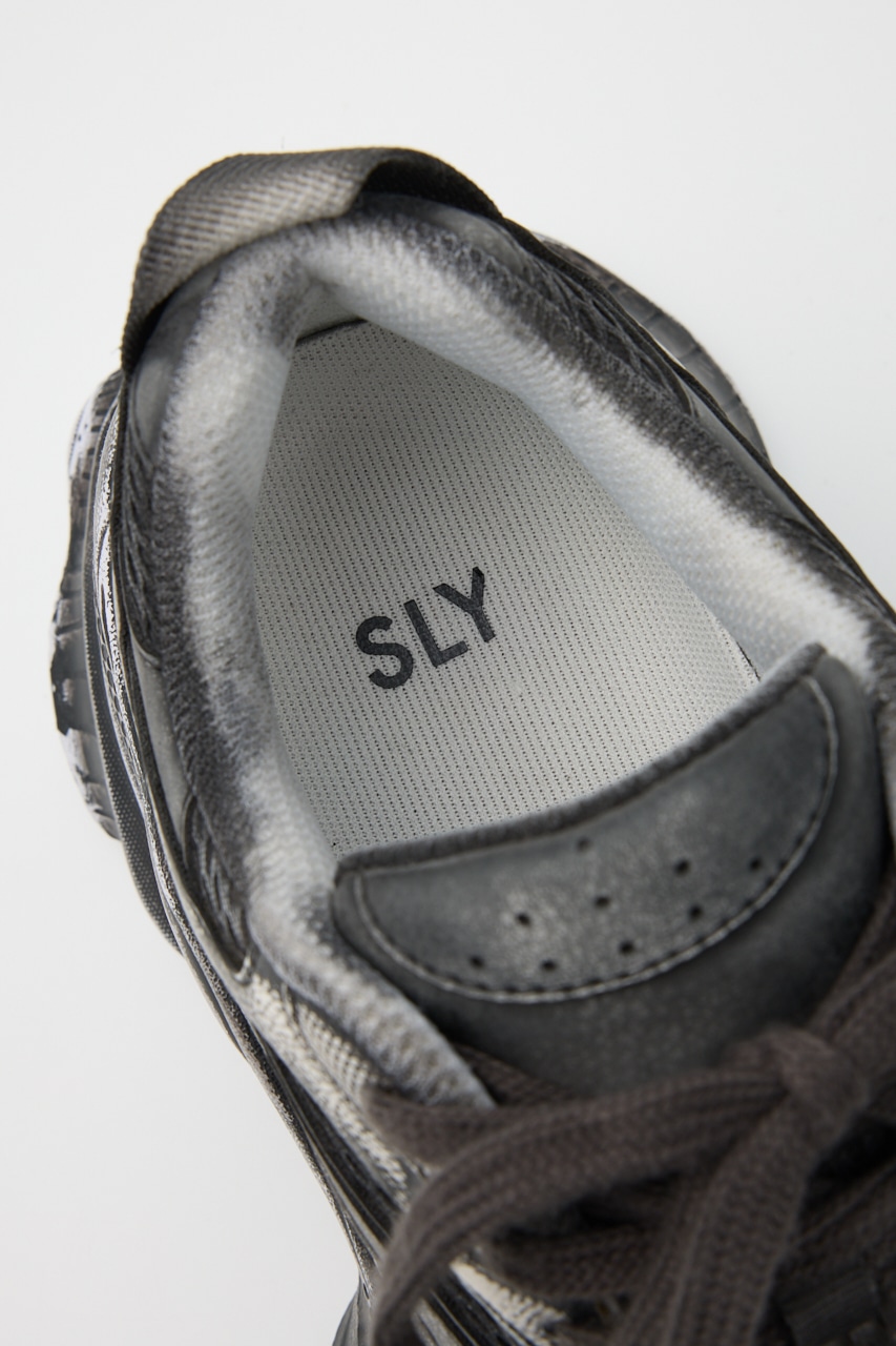 SLY | AGING CREATIVE SOLE SNEAKER (スニーカー ) |SHEL'TTER WEBSTORE