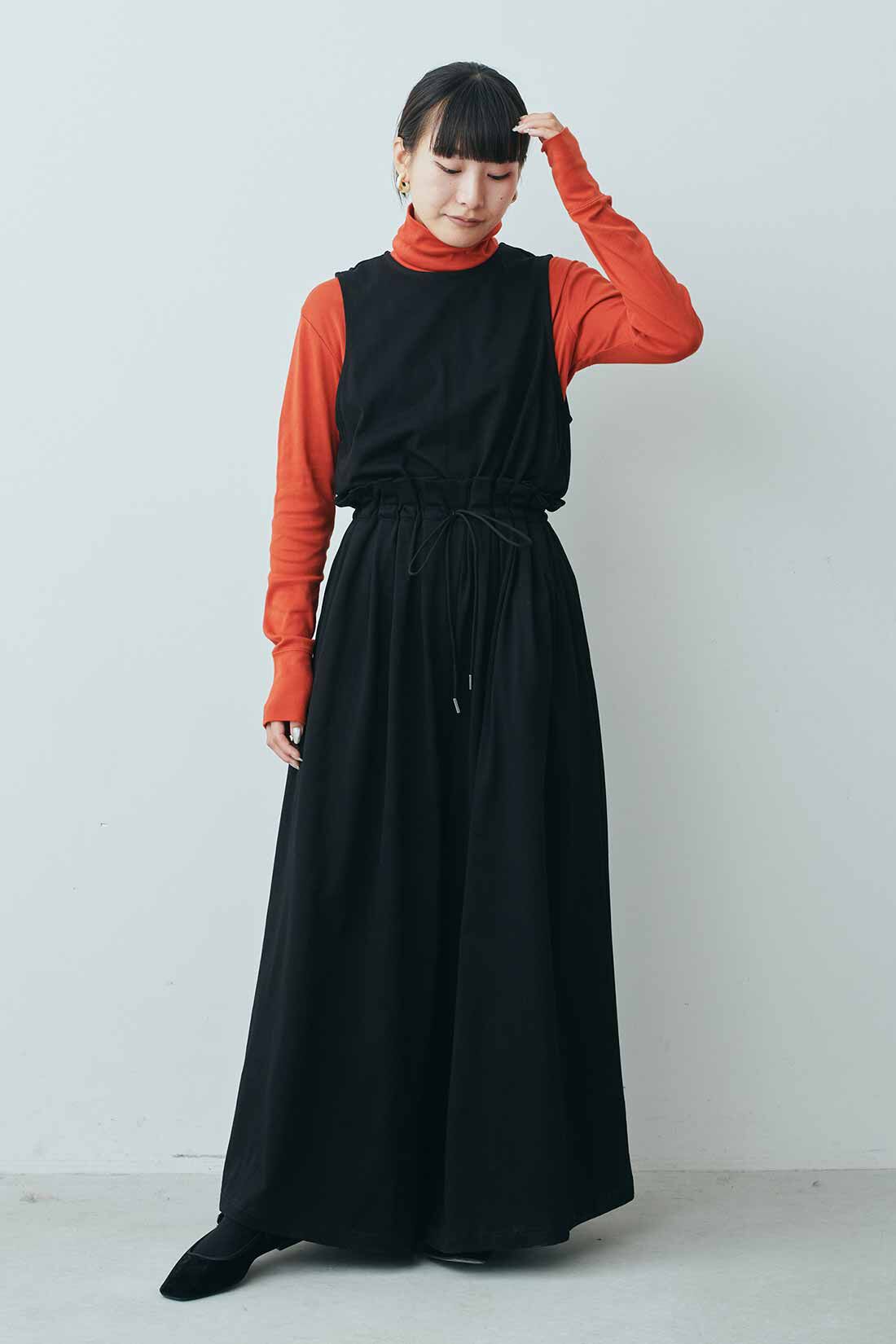 MEDE19F タック遣いのカットソーオールインワン〈ブラック〉｜MEDE19F