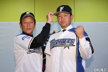 新加入の池田隆英投手が入団会見 | 北海道日本ハムファイターズ