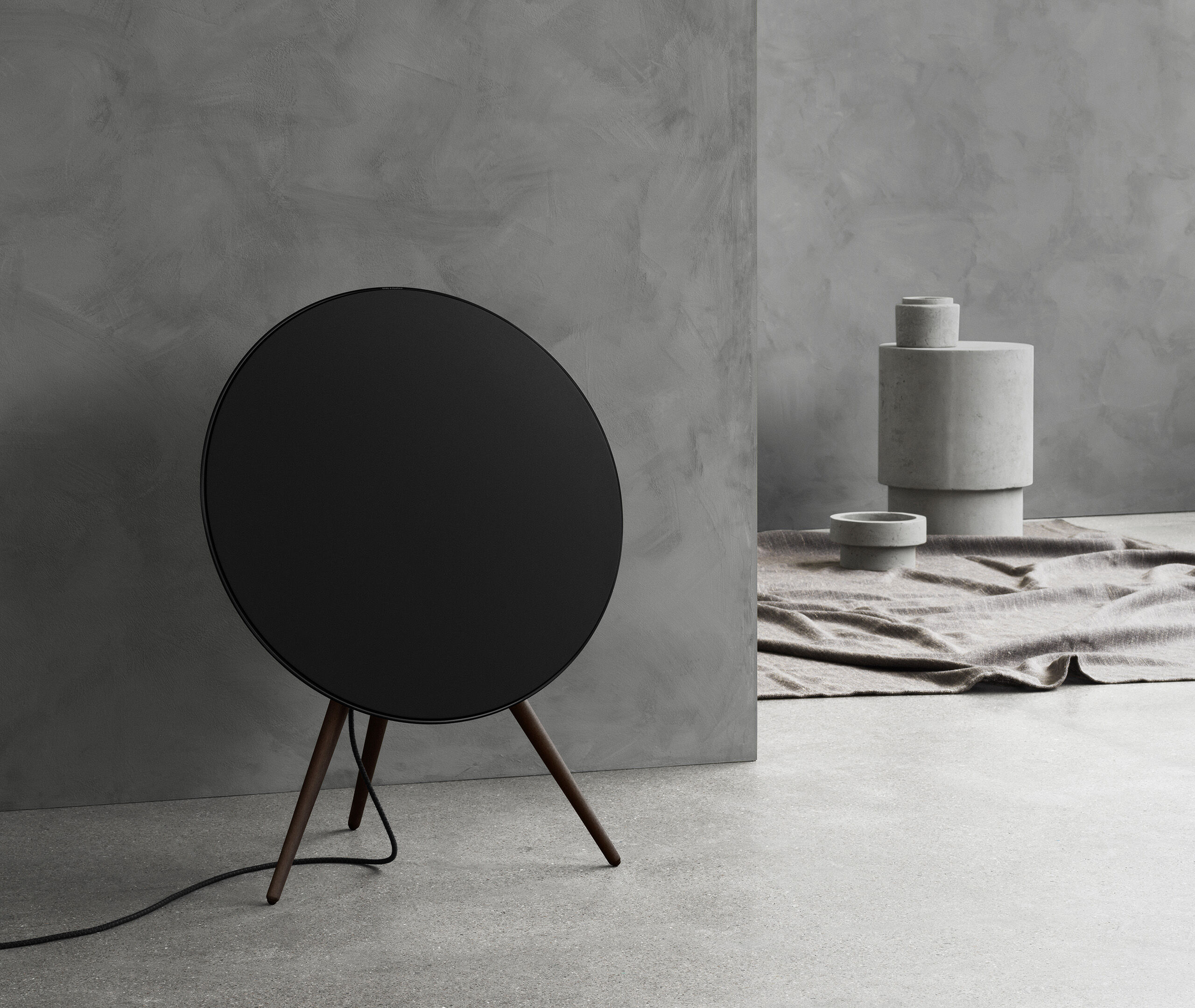 Beoplay A9 5.G', black anthracite by Bang & Olufsen | Audio