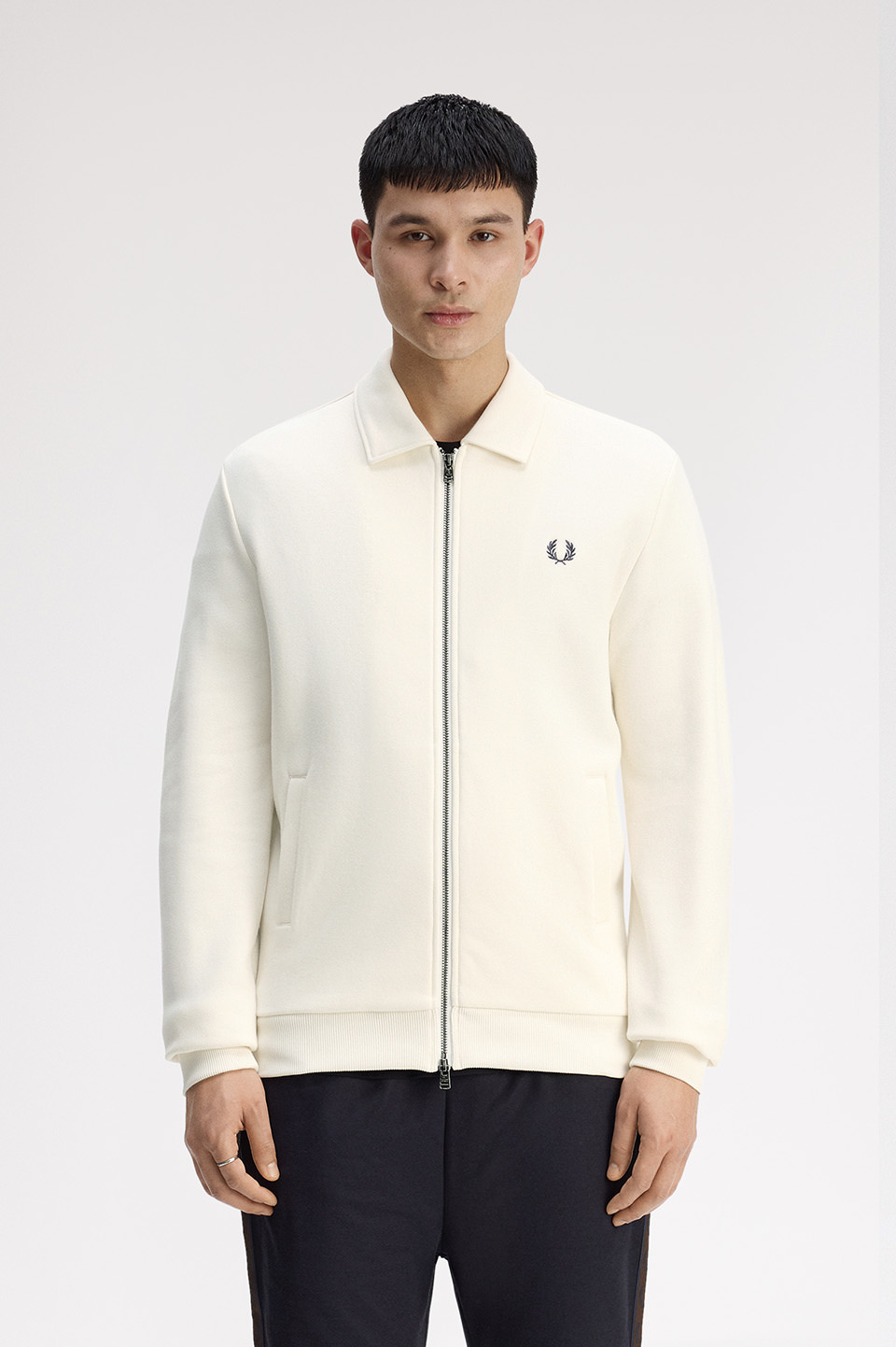 Zip Through Collared Sweatshirt(M 560：ECRU): | FRED PERRY JAPAN