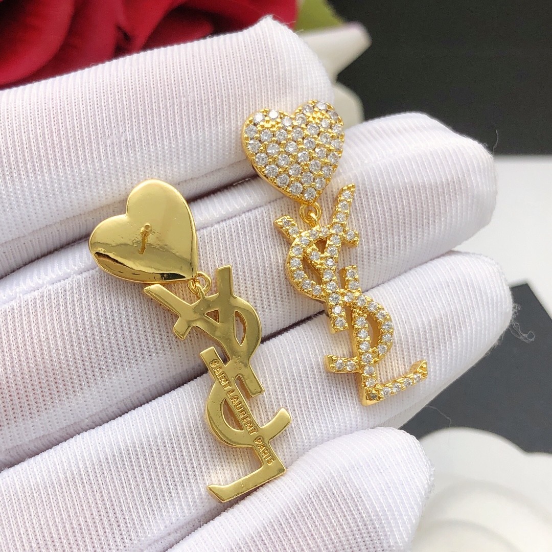 キラキラ ラインストーン YSL モノグラム ハート イヴ・サンローラン
