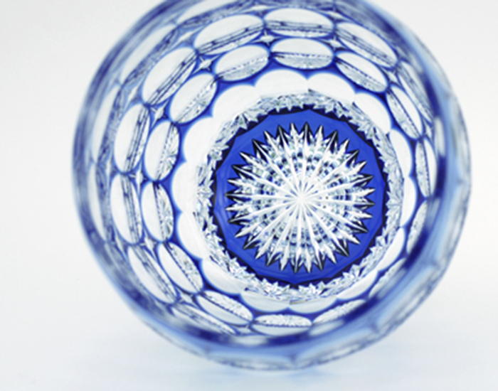 江戸切子 伝統工芸士・鍋谷聰 作 ロックグラス＜紫陽花＞ | カガミ