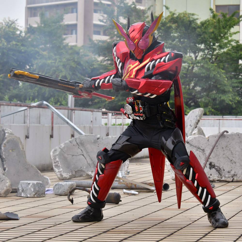 仮面ライダービルド ラビットラビットフォーム | 仮面ライダー図鑑 | 東映