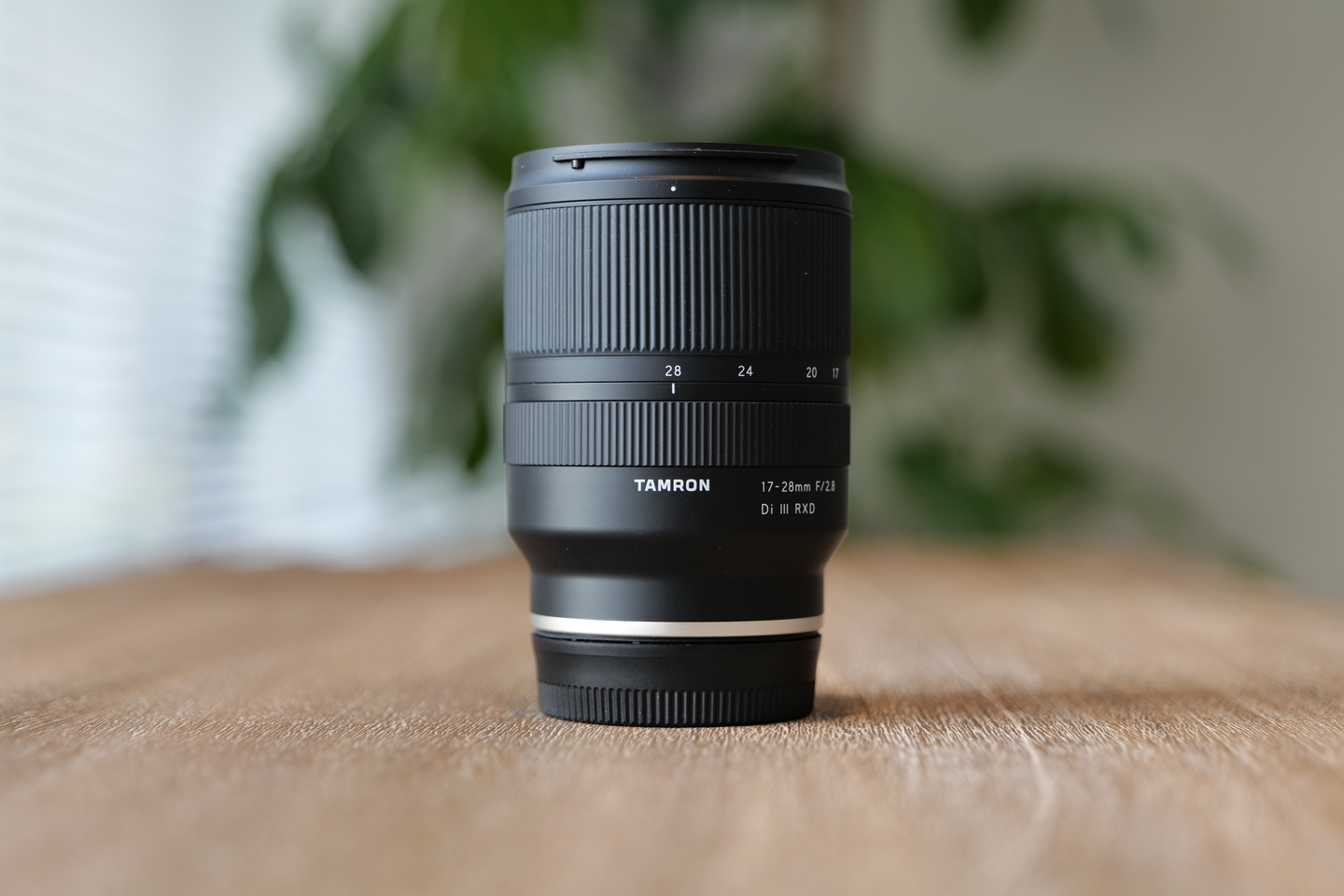 タムロン 17-28mm F/2.8 Di III RXD レビュー｜F2.8を疑うほど軽い大