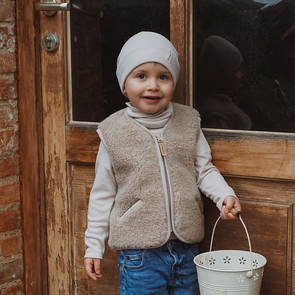 Soft wool plush vest in beige for children