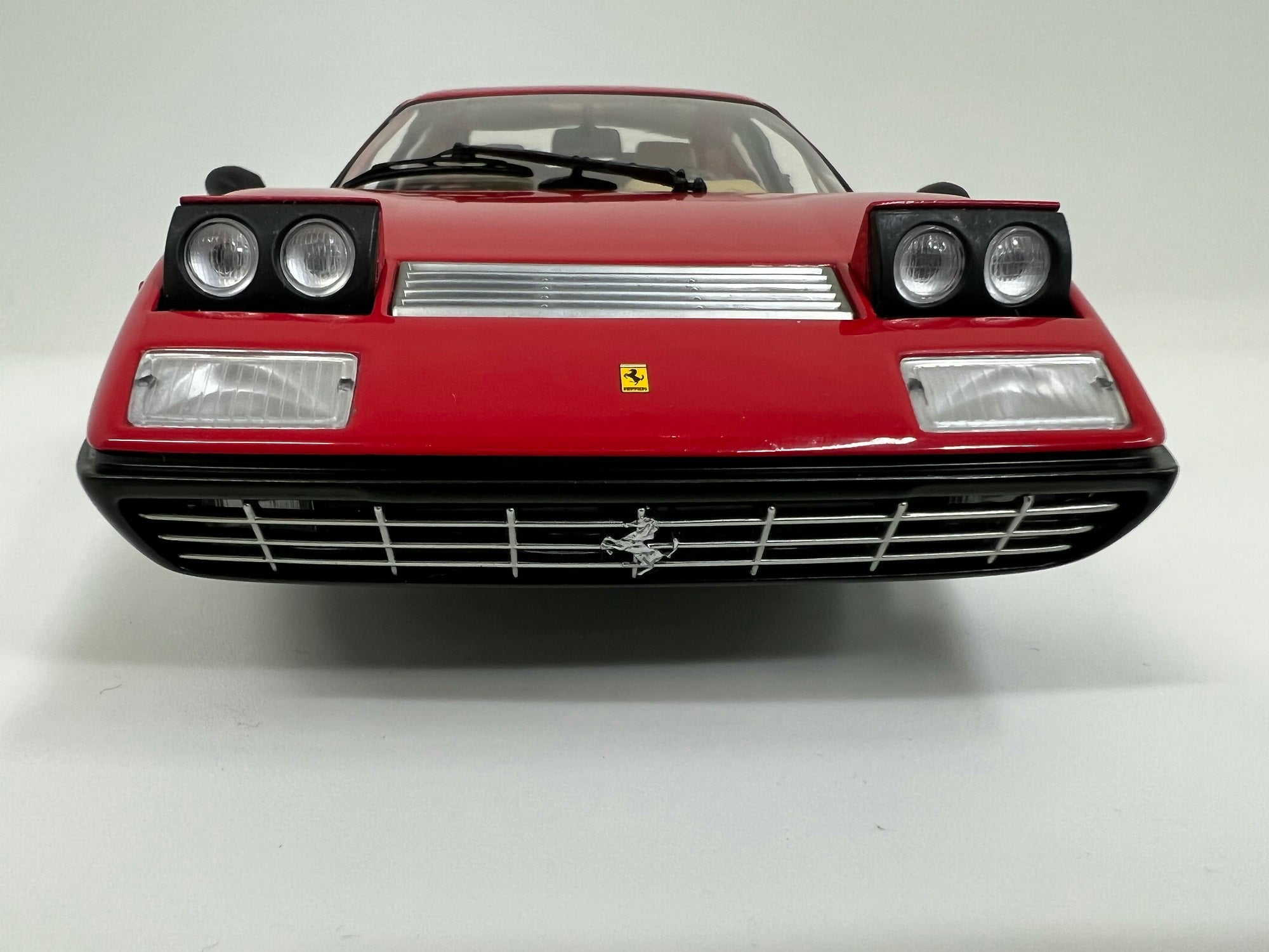 KyoSho 1/18 FERRARI 365GT4 京商 フェラーリ レッド – リサイクル堀り