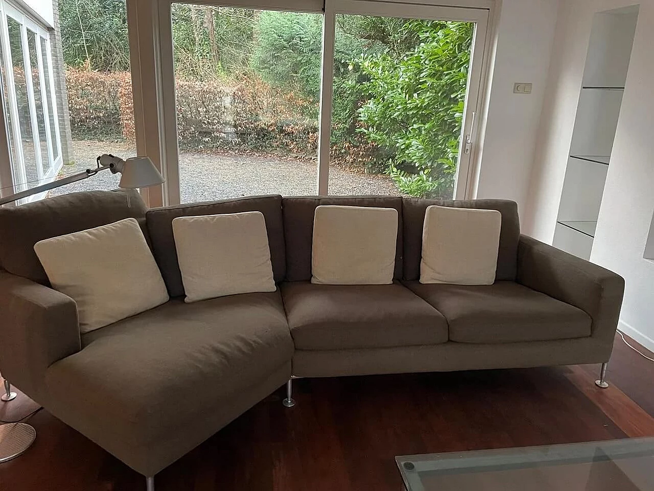 Harry sofa by Antonio Citterio for B&B Italia | intOndo