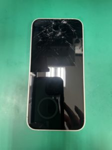 iPhone14Plus画面交換修理 | iPhone修理アイサポ 修理事例