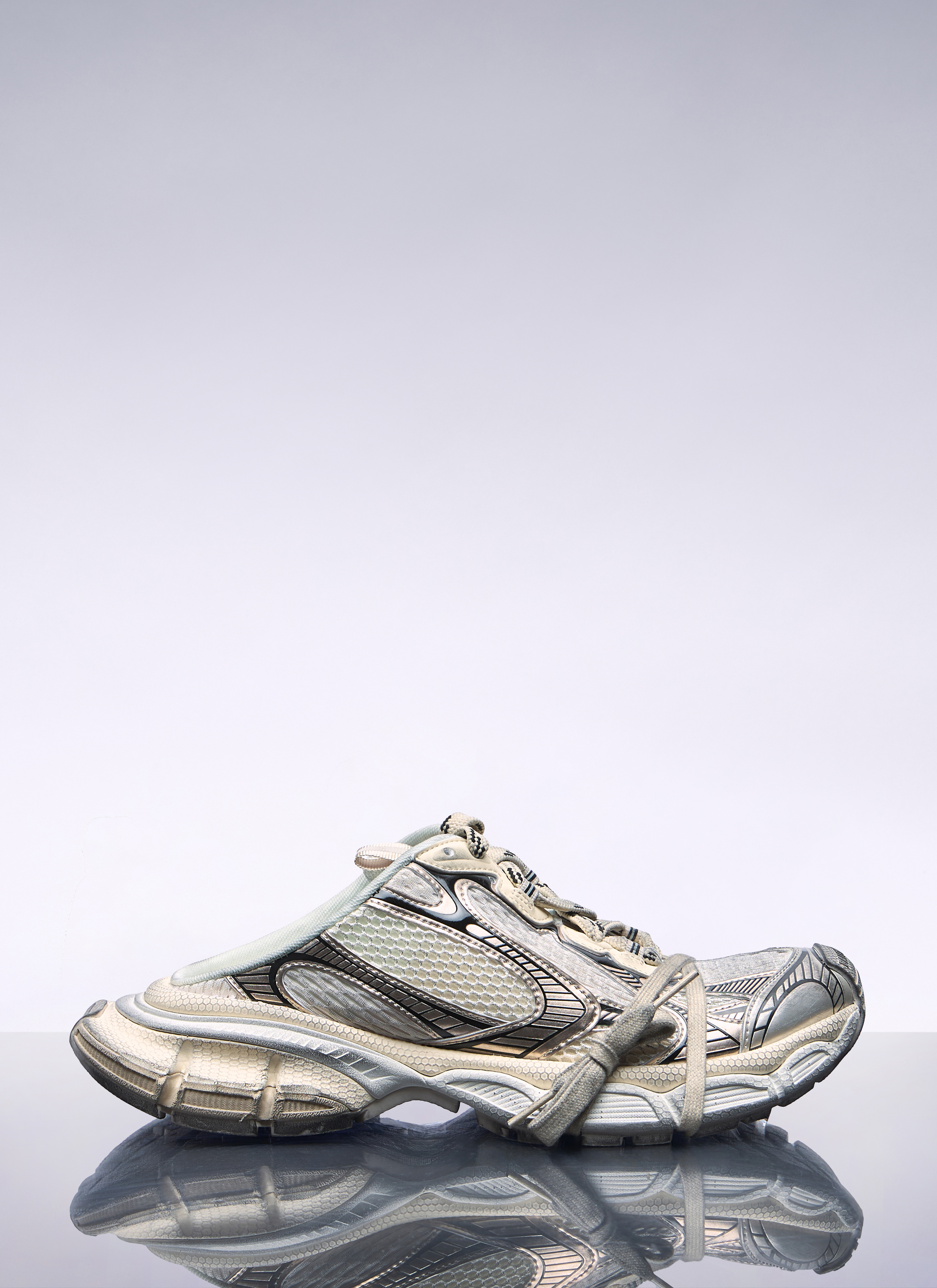 Balenciaga Women's' 3XL Mule Sneakers in Off white | LN-CC®