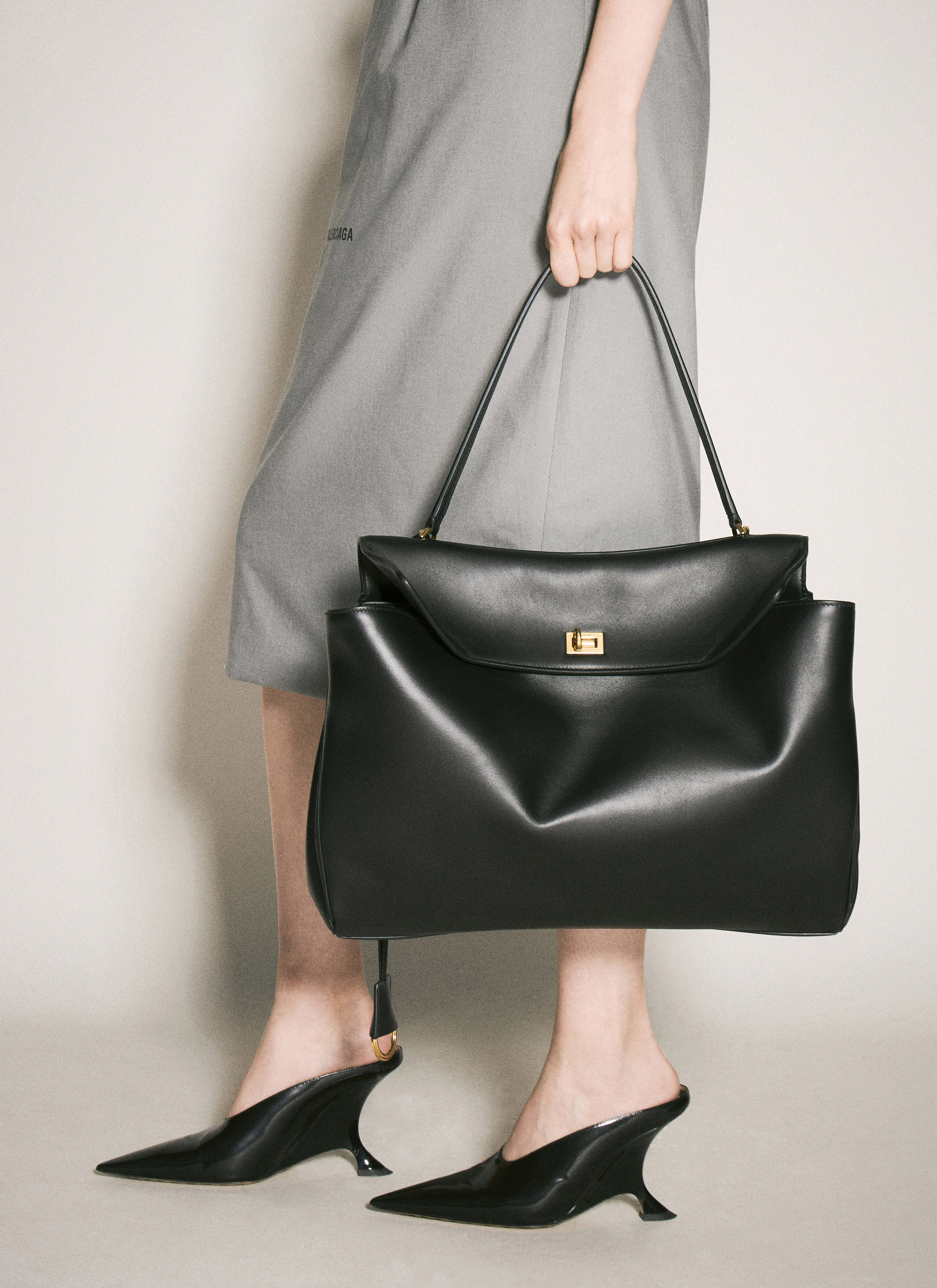 Balenciaga レディース ロデオ ラージハンドバッグ の ブラック | LN-CC®