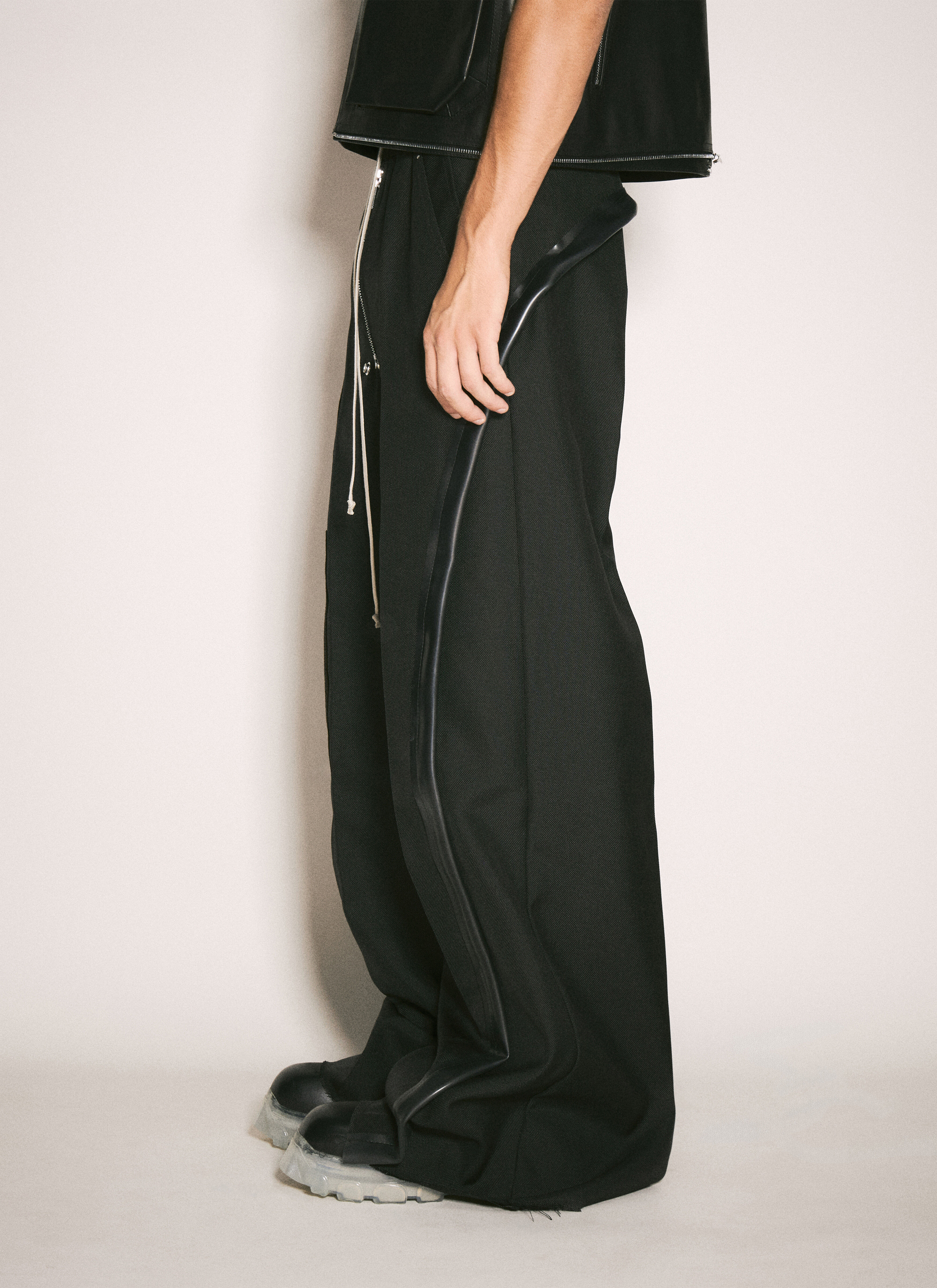 Rick Owens Men's' Wide Bela Pants in Black | LN-CC®