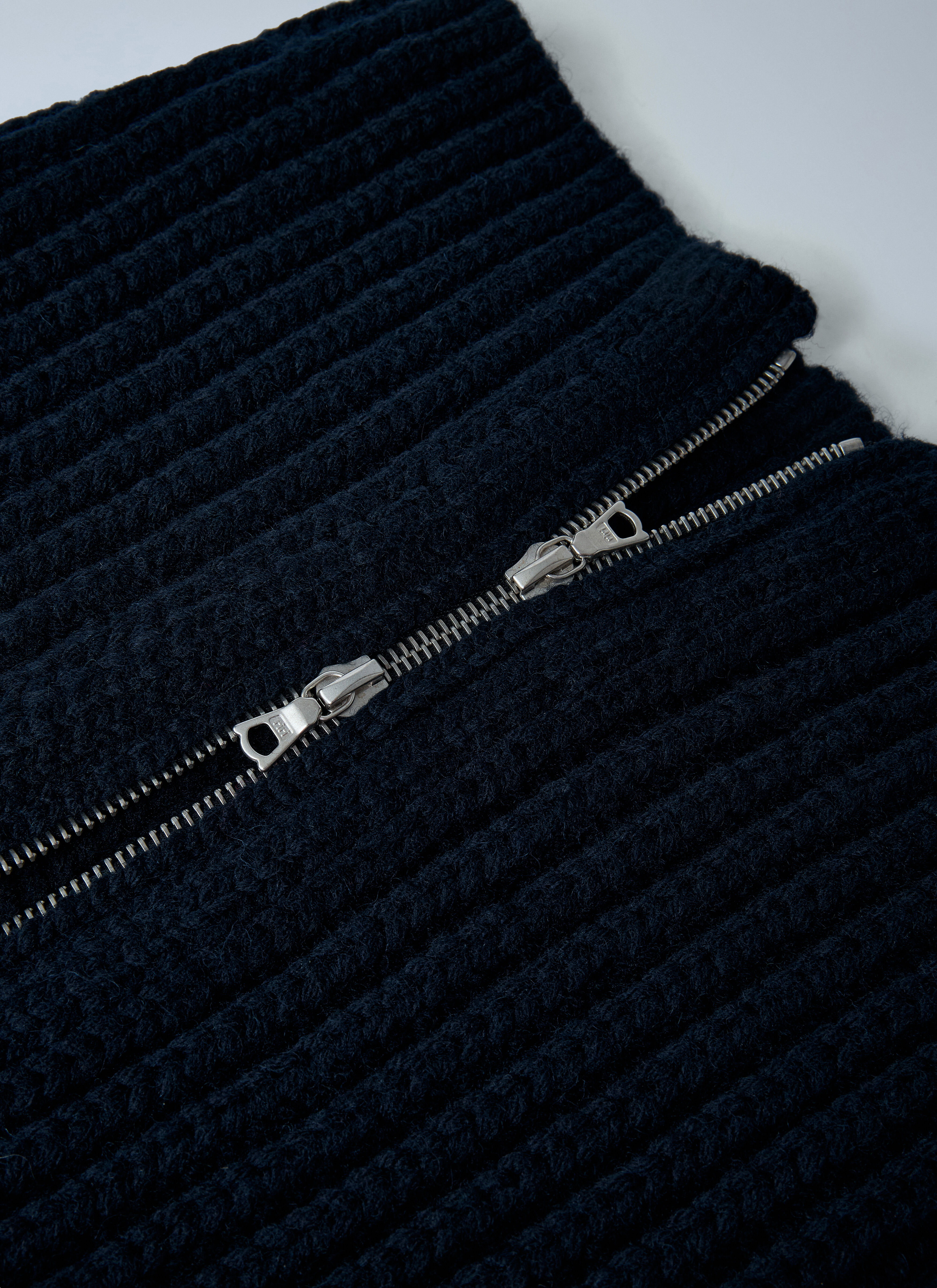 Dries Van Noten Men's' Zip-Up Scarf in Black | LN-CC®